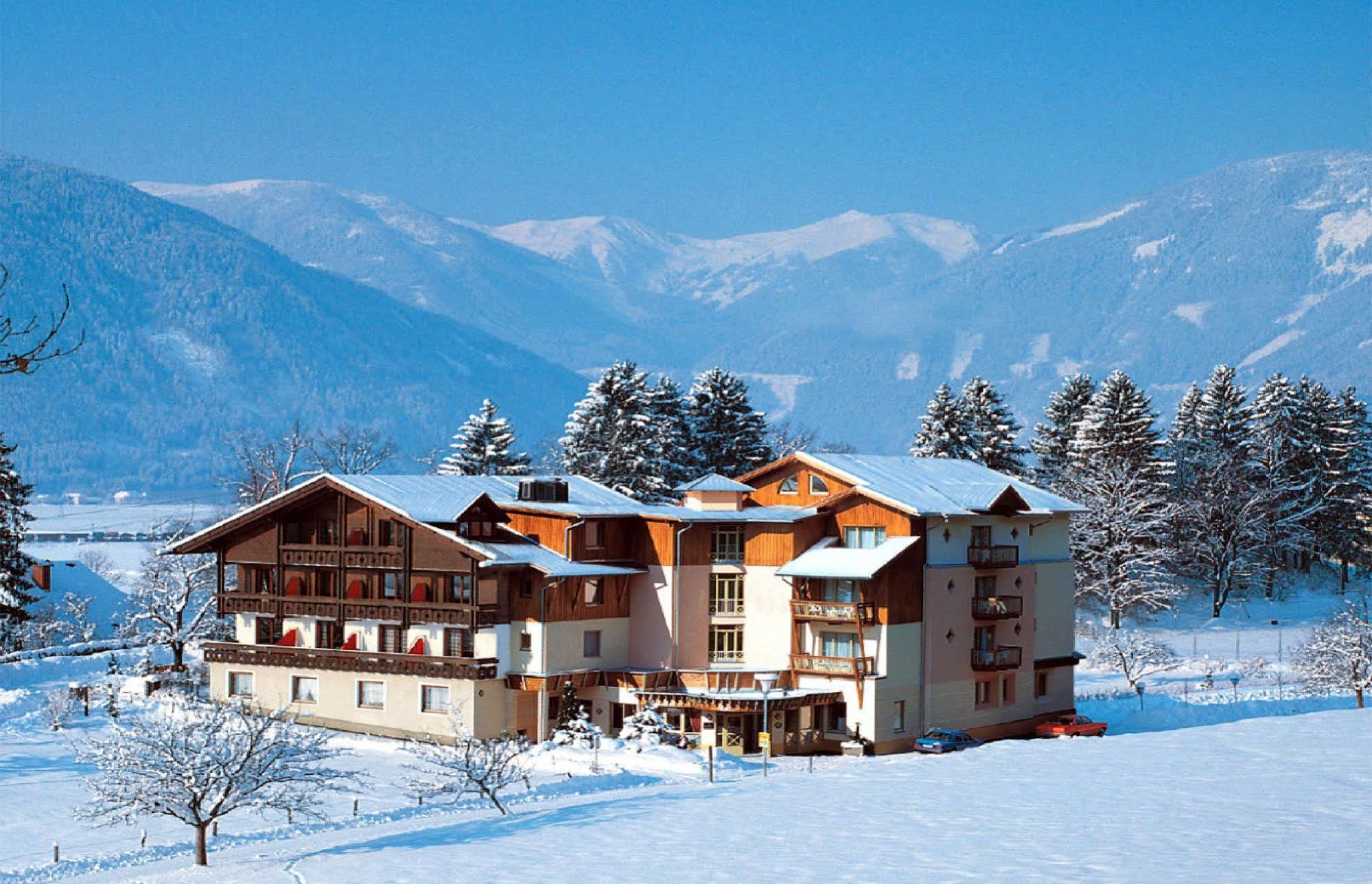 Hotel Laurenzhof Lendorf Kültér fotó